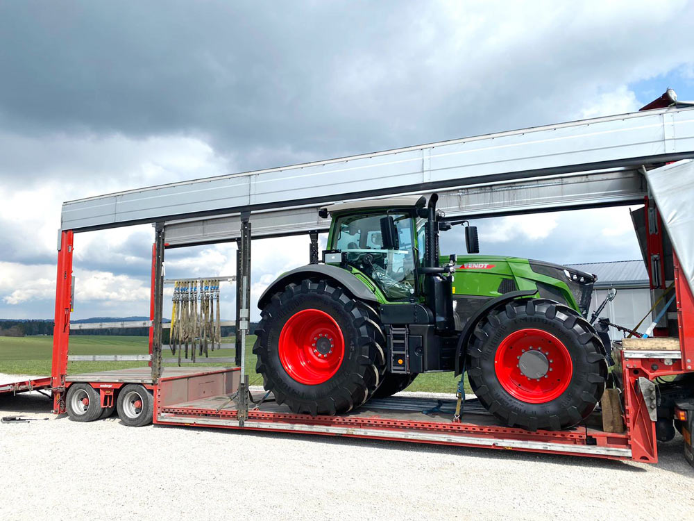 Land- und Baumaschinentransporte